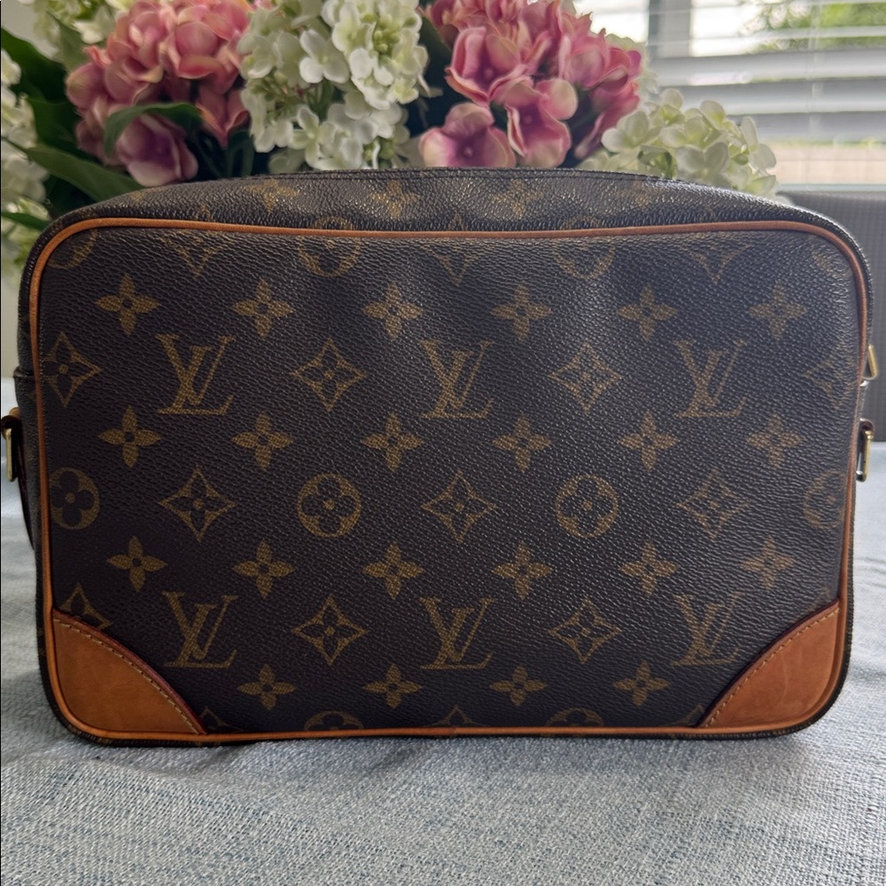 Authentic Trocadero vintage Louis Vuitton Monogram Canvas - Picture 3 of 14